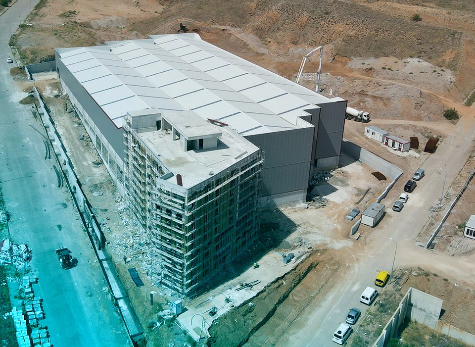 Yapımı Tamamlanmak Üzere Olan Fabri̇kamiz-1 Yapımı Tamamlanmak Üzere Olan Fabri̇kamiz-1